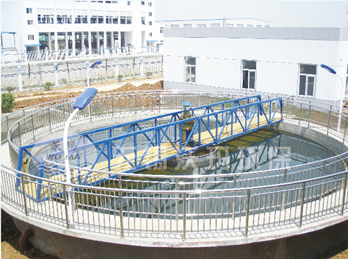 中心传动刮泥机